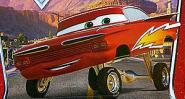 Ramone vers la fin du film lorsqu'il se peint un éclair en l'honneur de Flash pour aller le soutenir sur le circuit  (Cars - Pixar)