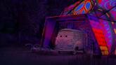 Fillmore dans le court métrage : Martin et la lumière fantôme (Cars - Pixar)