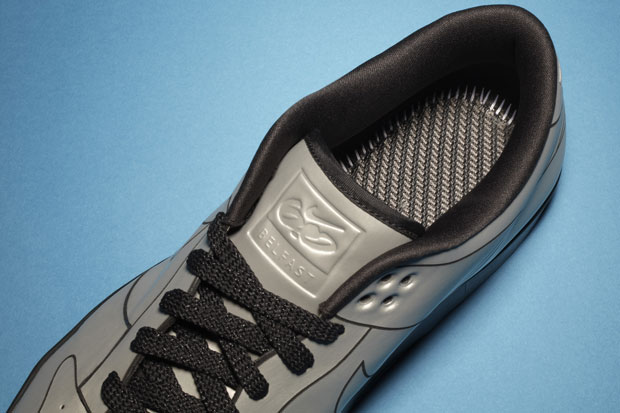Nike DeLorean shoes-2