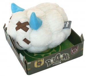 La boufballe en peluche dans son emballage (Wakfu)