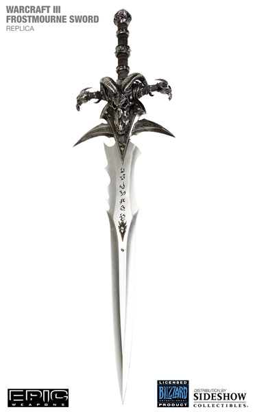 Réplique par Epic Weapons de l'épée Deuillegivre d'Arthas / Le roi liche (World of Warcraft)