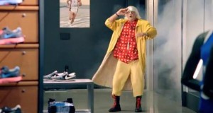 Doc Brown de Retour vers le futur (Publicité Nike)