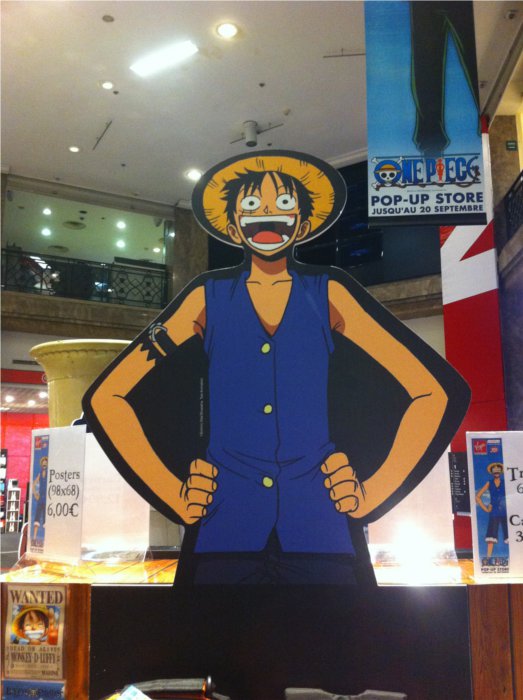 Photo du magasin One Piece au Virgin des Champs-Elysées