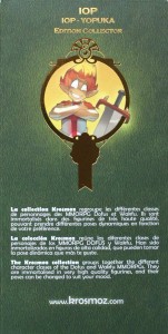 Côté gauche du packaging de la figurine iop (Dofus - Krosmoz)