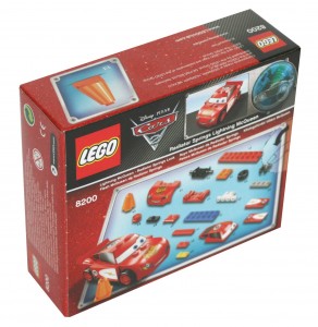 Dos du Packaging du Lego 8200 - Flash McQueen (Cars 2)