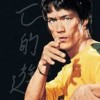 Pitt est un clin d'oeil à Bruce Lee (Head-Trick)