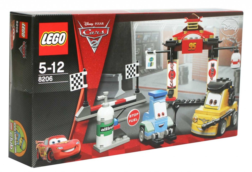 Lego 8206 – Guido et Luigi Tokyo Pit Stop (Cars 2) Lego_8206_flash ...