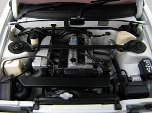 Le moteur de la AE 86 est celui d'origine