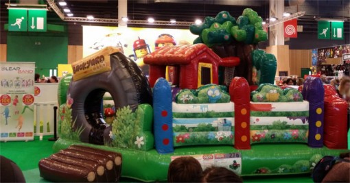 Maison gonflable sur le salon Kid Expo 2015