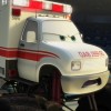 Martin affronte le docteur Feel Bad (Cars - Pixar)