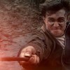 Harry lance un sort de magie dans le film Harry Potter et les reliques de la mort part 2