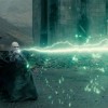 Voldemort lance un sort de magie dans le film Harry Potter et les reliques de la mort part 2