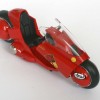 Akira_moto_Kaneda_s_Bike_Bandai_16_plongee