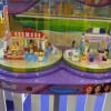 Détail d'une vitrine Lego Friends sur Kid Expo