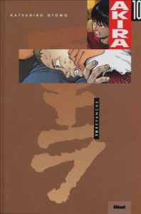 Couverture du tome 10 d'Akira version couleur