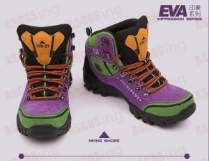 Chaussure de randonnées Evangelion 01 mauve et vert