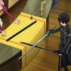 Kirito teste une épée de Lisbeth en tapant sur sa première arme