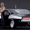 Figurine de Dom et sa Dodge Charger au 1/18