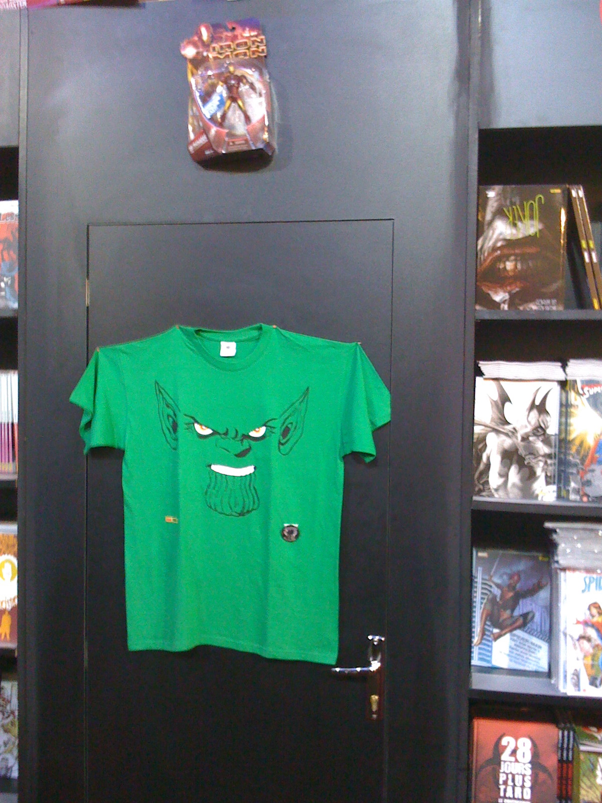 Panini T shirt secret invasion