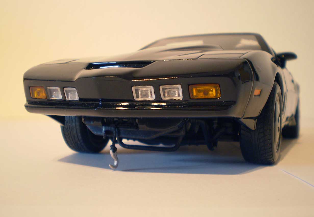 ERTL Joyride: Knight Rider (K2000) K.I.T.T. - ech 1/18 (2004)