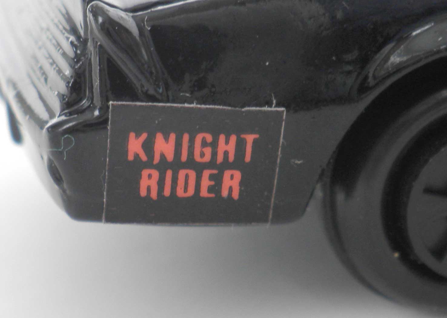 ERTL : Knight Rider (K2000) K.I.T.T. - ech 1/64 (1983)