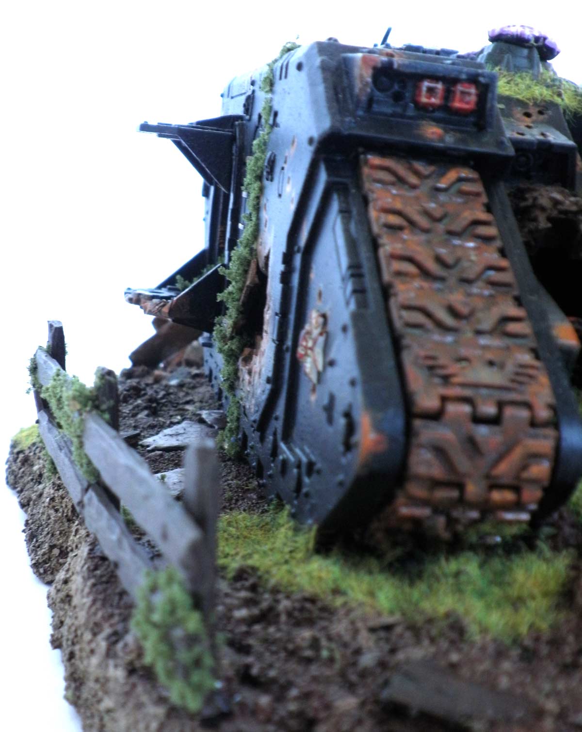 Diorama Black Templar (épave de Land Raider) Warhammer 40K