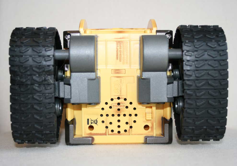 Thinkway Toys : Wall-E télécommandé (2008) dessous