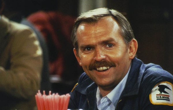 John Ratzenberger dans le rôle de Cliff